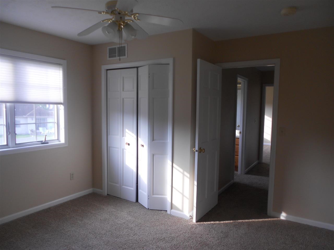 2322 Sterling Ct, Goshen, IN 46526 photo 12