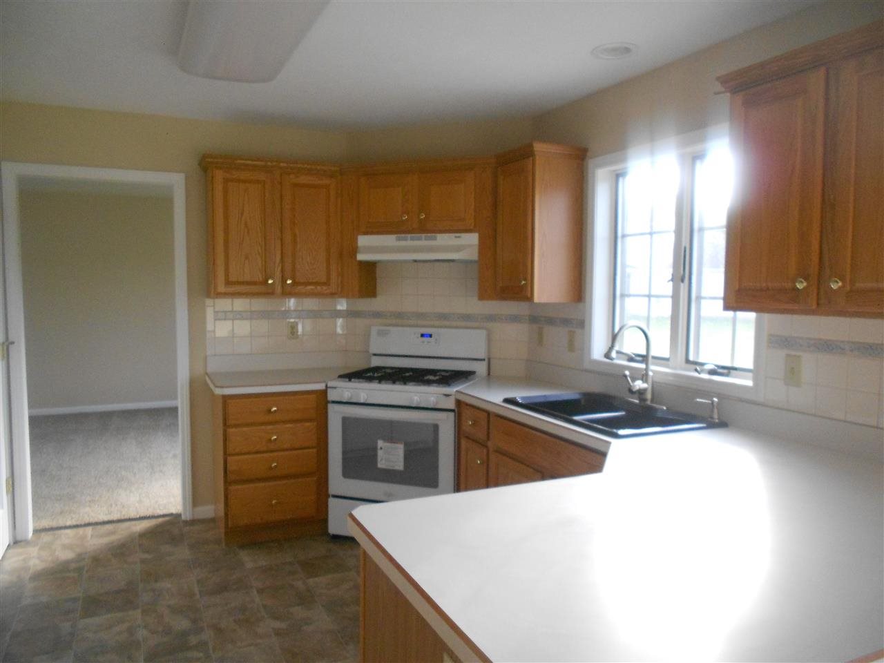 2322 Sterling Ct, Goshen, IN 46526 photo 6
