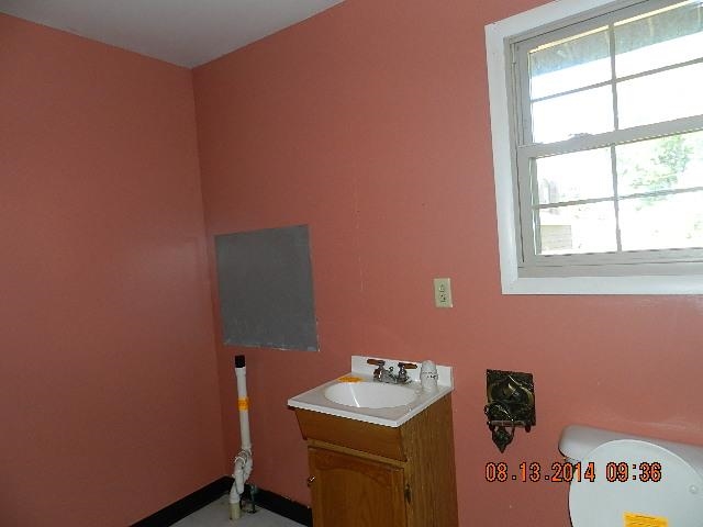 2107 E Jefferson St, Warsaw, IN 46580 photo 15