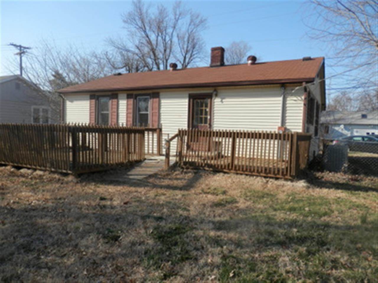 1411 Washington St, Tell City, IN 47586 photo 3