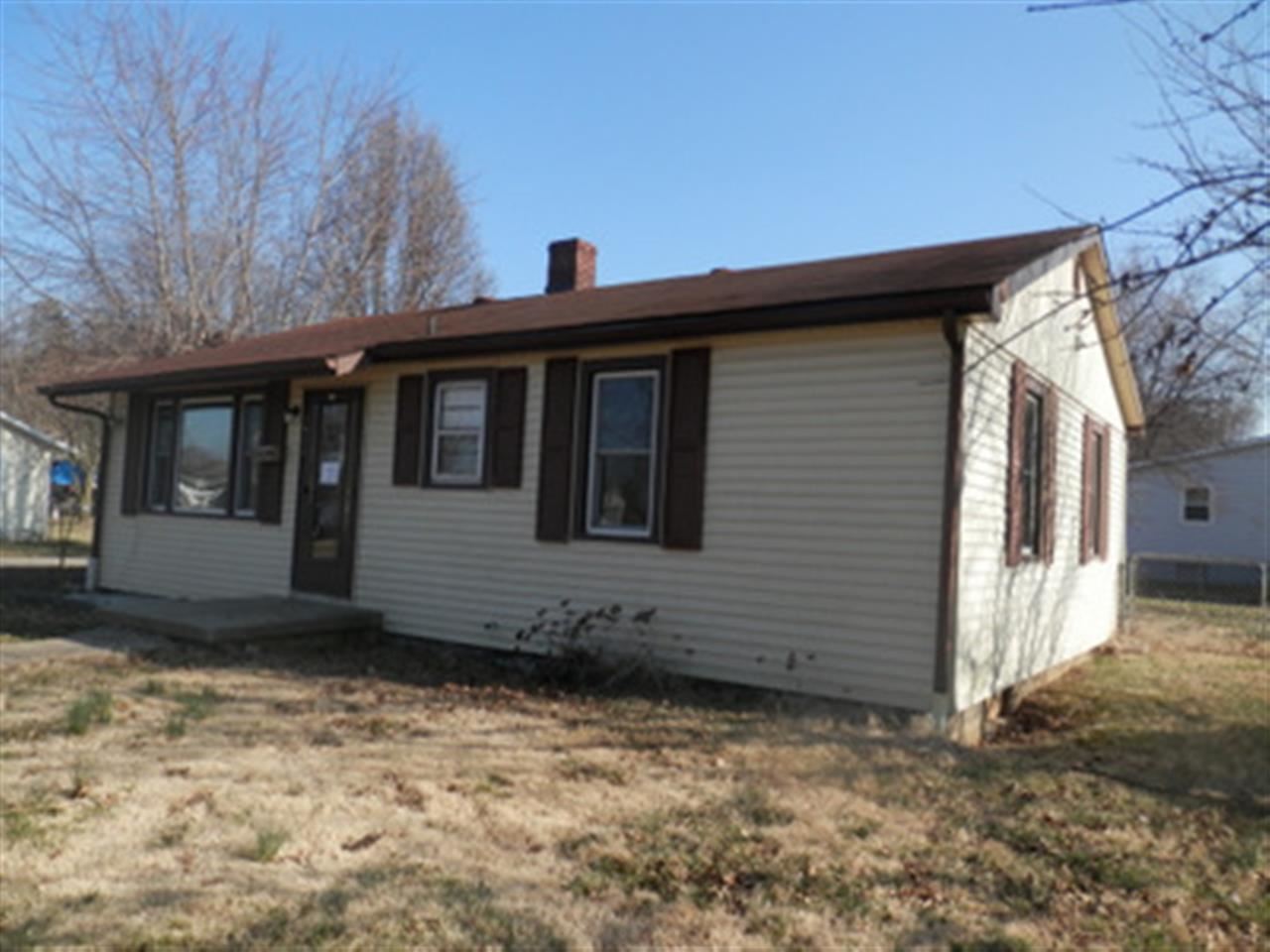 1411 Washington St, Tell City, IN 47586 photo 2