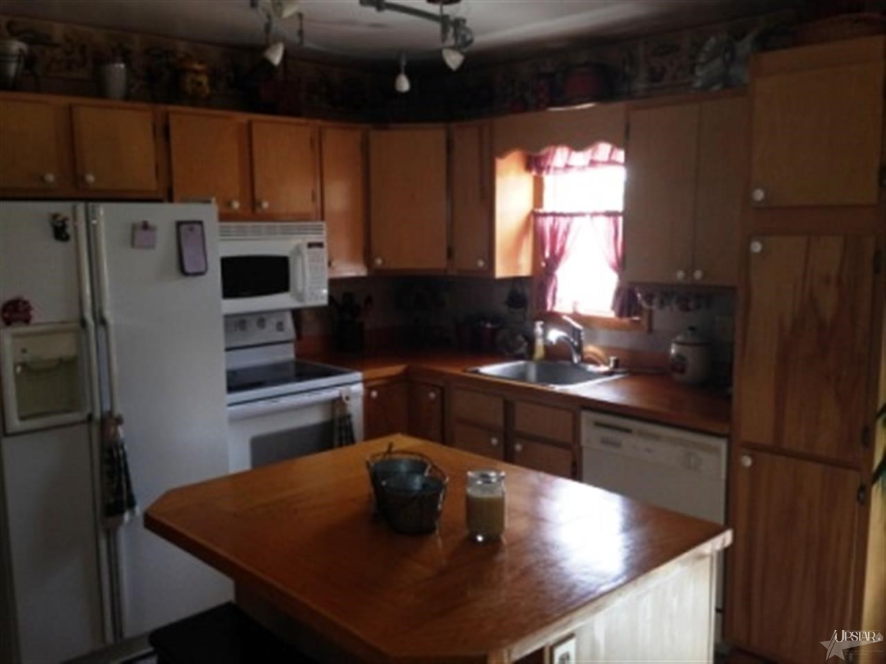 21708 Notestine Rd, Woodburn, IN 46797 photo 3