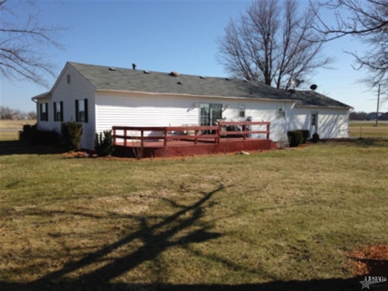 21708 Notestine Rd, Woodburn, IN 46797 photo 6