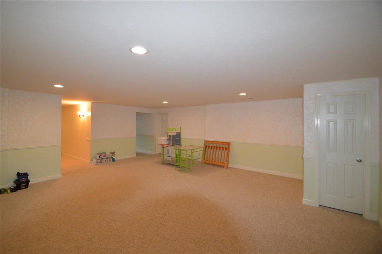 51561 Durango Ct, South Bend, IN 46628 photo 15