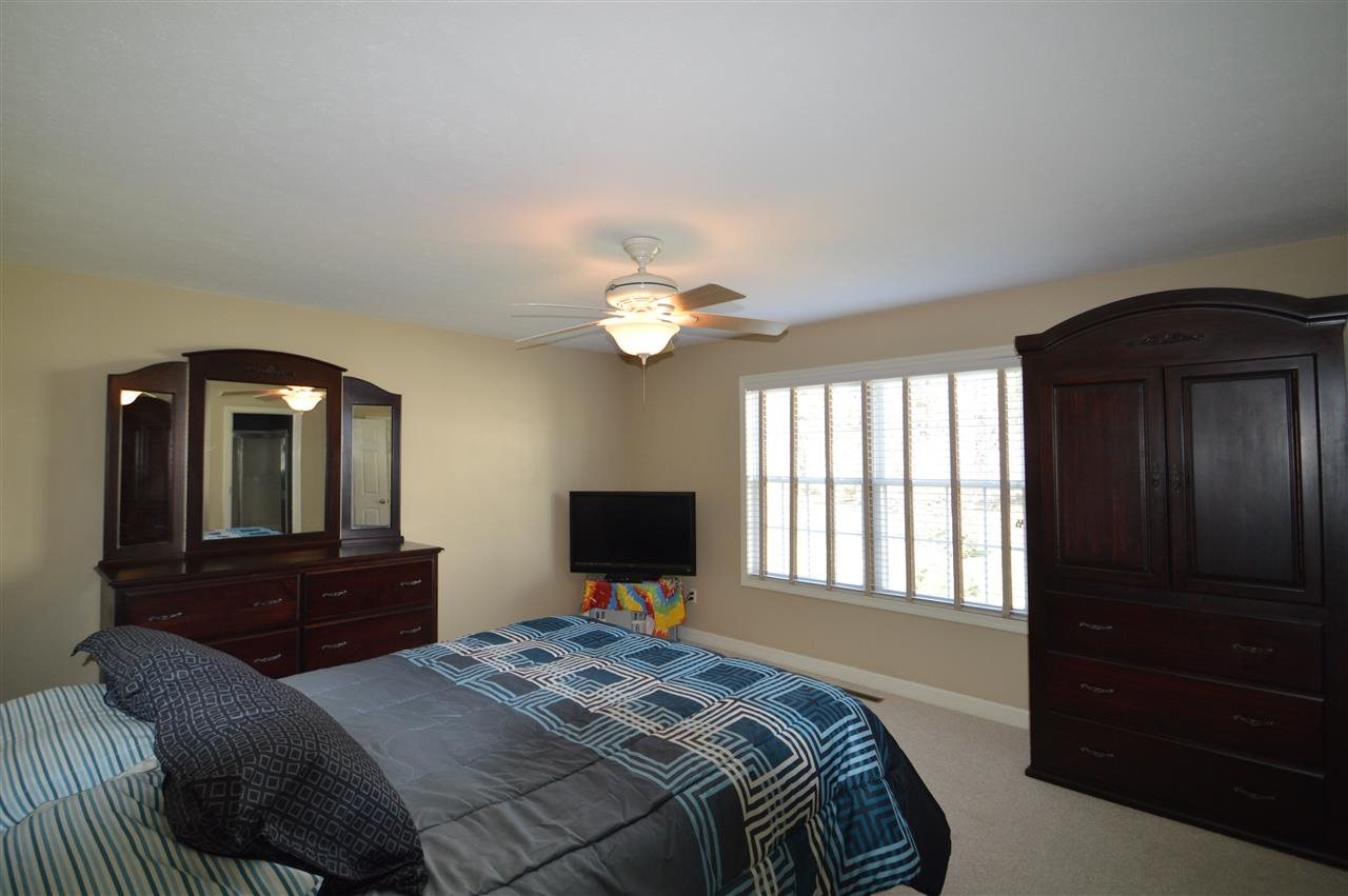 51561 Durango Ct, South Bend, IN 46628 photo 11