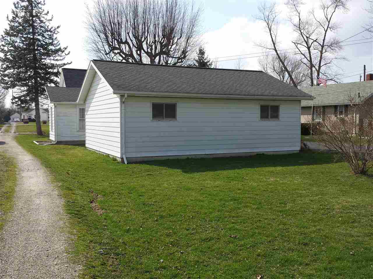 209 S Walnut St, Fairmount, IN 46928 photo 15