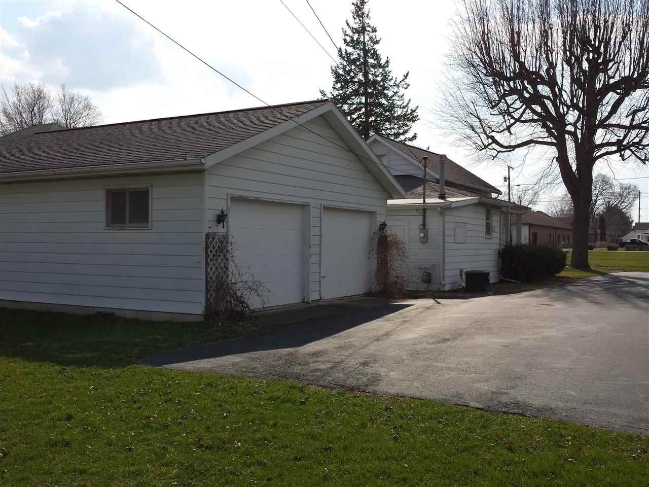 209 S Walnut St, Fairmount, IN 46928 photo 16
