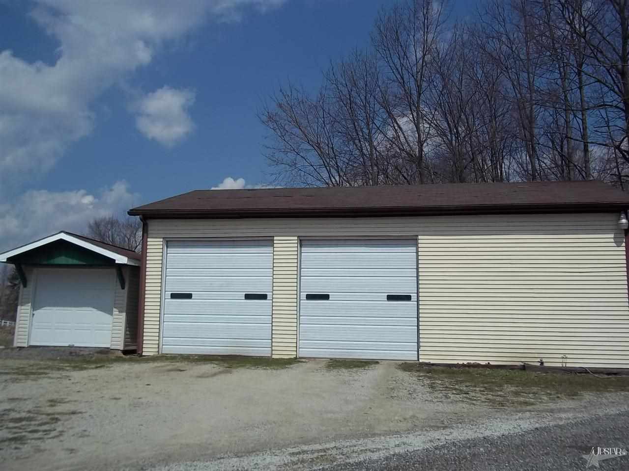 5307 N Mishler Rd, Huntington, IN 46750 photo 3