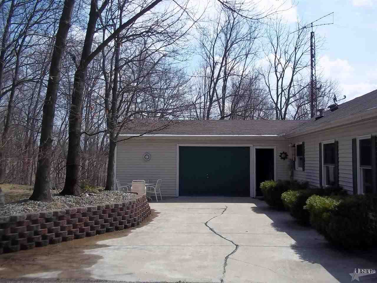 5307 N Mishler Rd, Huntington, IN 46750 photo 4
