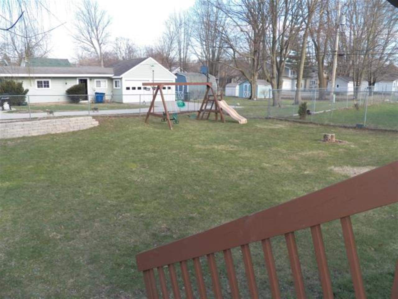 301 E Warren St, Middlebury, IN 46540 photo 21