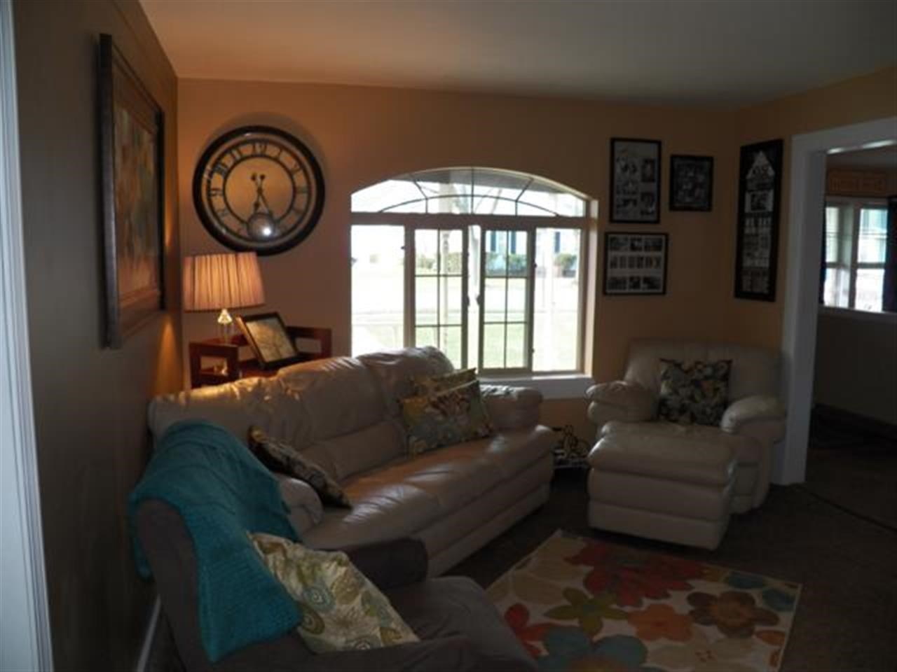 301 E Warren St, Middlebury, IN 46540 photo 14