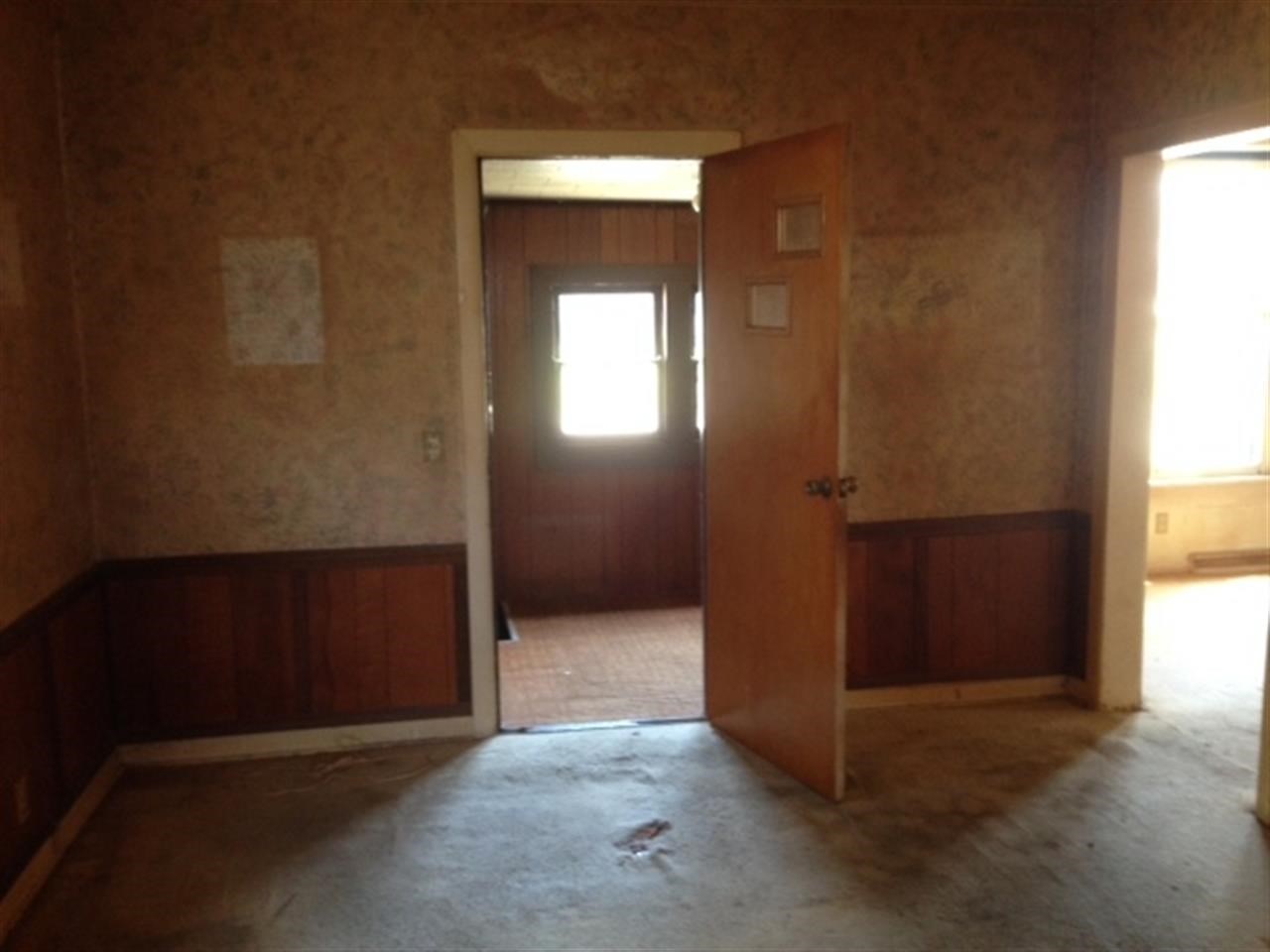 2338 Crawford St, Terre Haute, IN 47803 photo 6