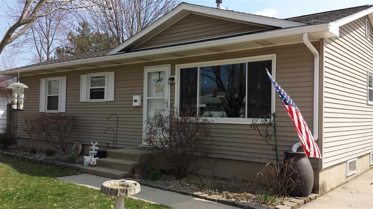 5330 Riviera Dr, Fort Wayne, IN 46825 photo 2