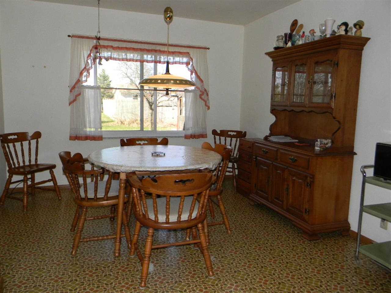 745 Pleasant Ln, Lagrange, IN 46761 photo 10