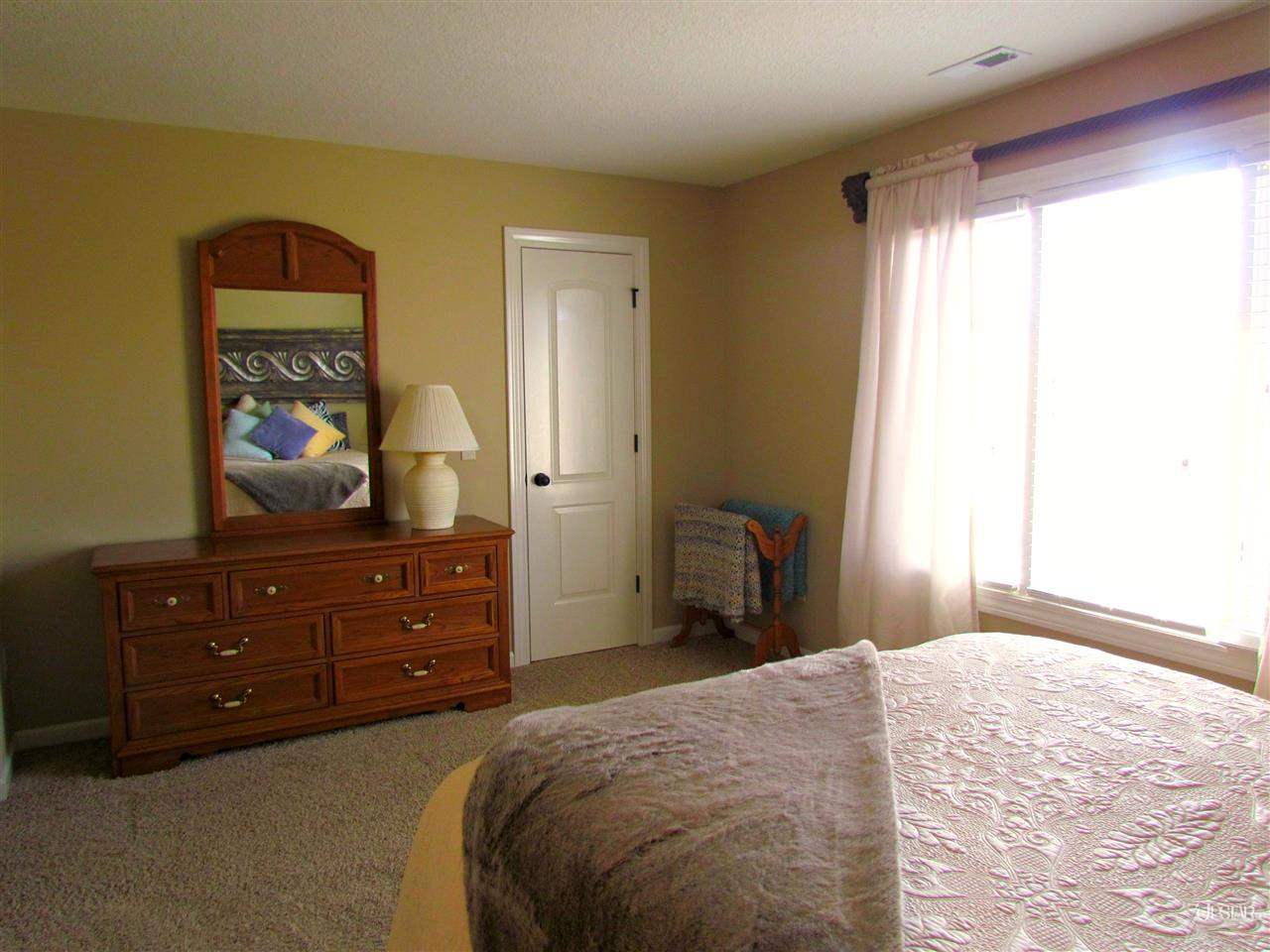 656 Walkmans Cv, Fort Wayne, IN 46814 photo 9