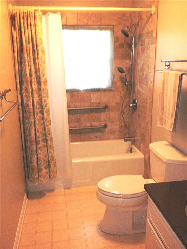 4726 Ivy Ln, Evansville, IN 47710 photo 7