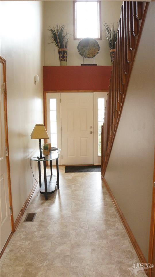 1210 Cord Ln, Huntertown, IN 46748 photo 9