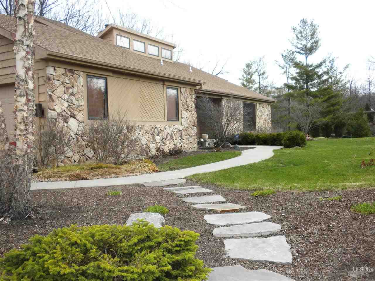 6630 Post Rd, Fort Wayne, IN 46814 photo 2