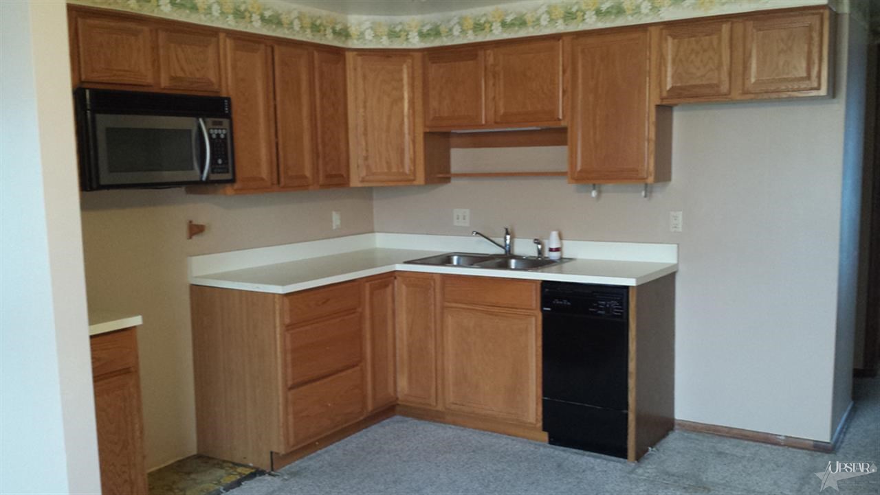 6418 Bellefield Dr, Fort Wayne, IN 46835 photo 5