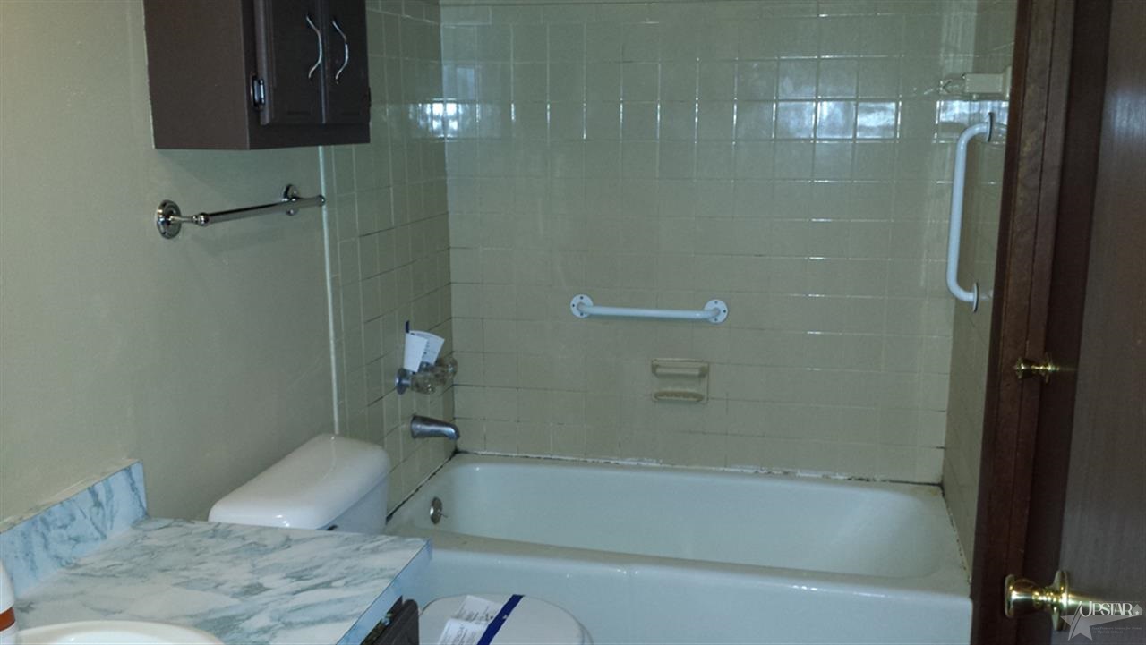 6418 Bellefield Dr, Fort Wayne, IN 46835 photo 17