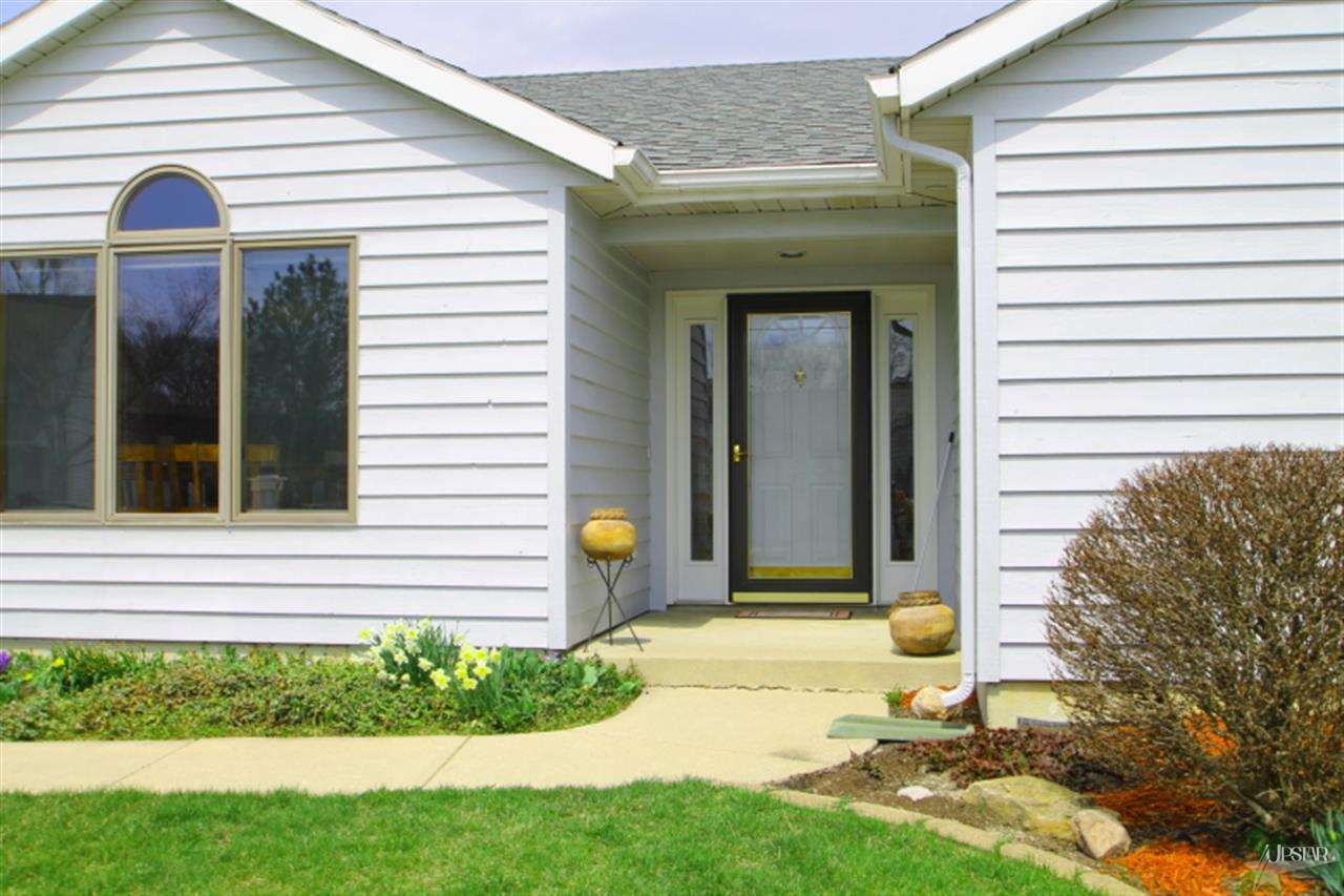 10302 Copper Tree Pl, Fort Wayne, IN 46804 photo 2