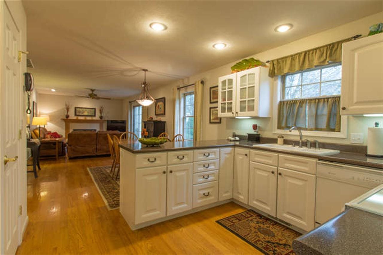 3404 S Claybridge Dr, Bloomington, IN 47401 photo 8