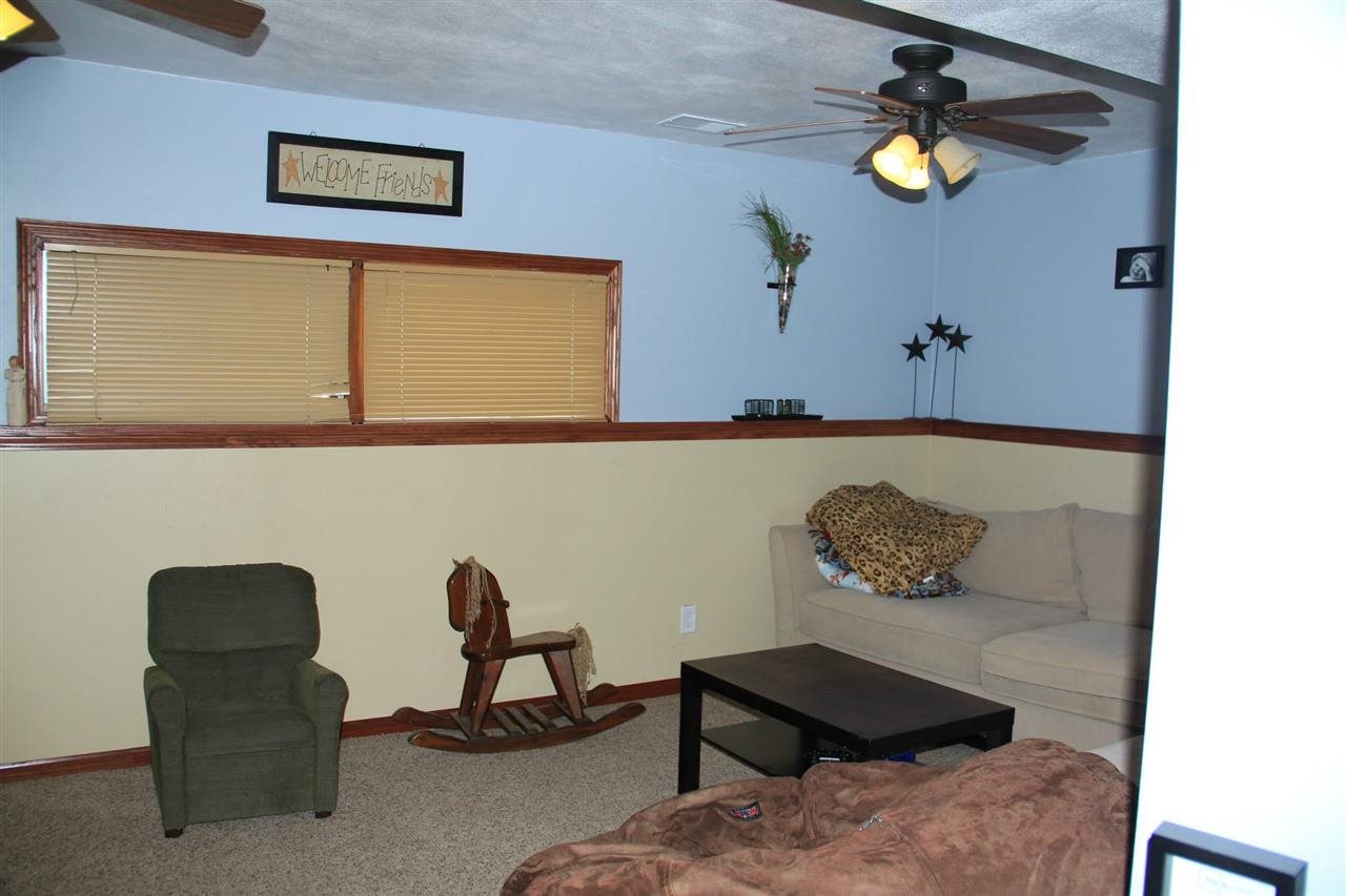 17714 Hartman St, South Bend, IN 46614 photo 9