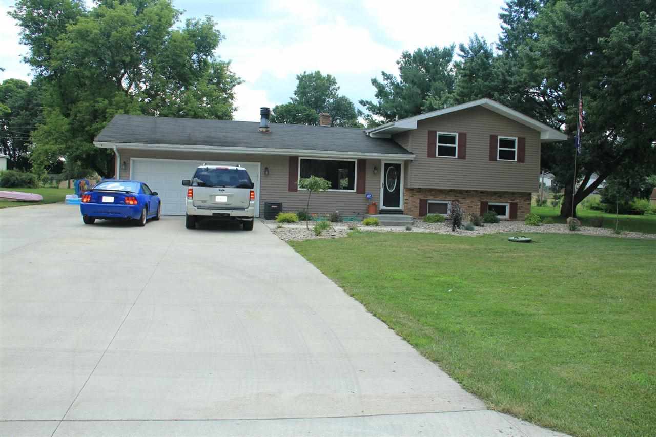 17714 Hartman St, South Bend, IN 46614 photo 1