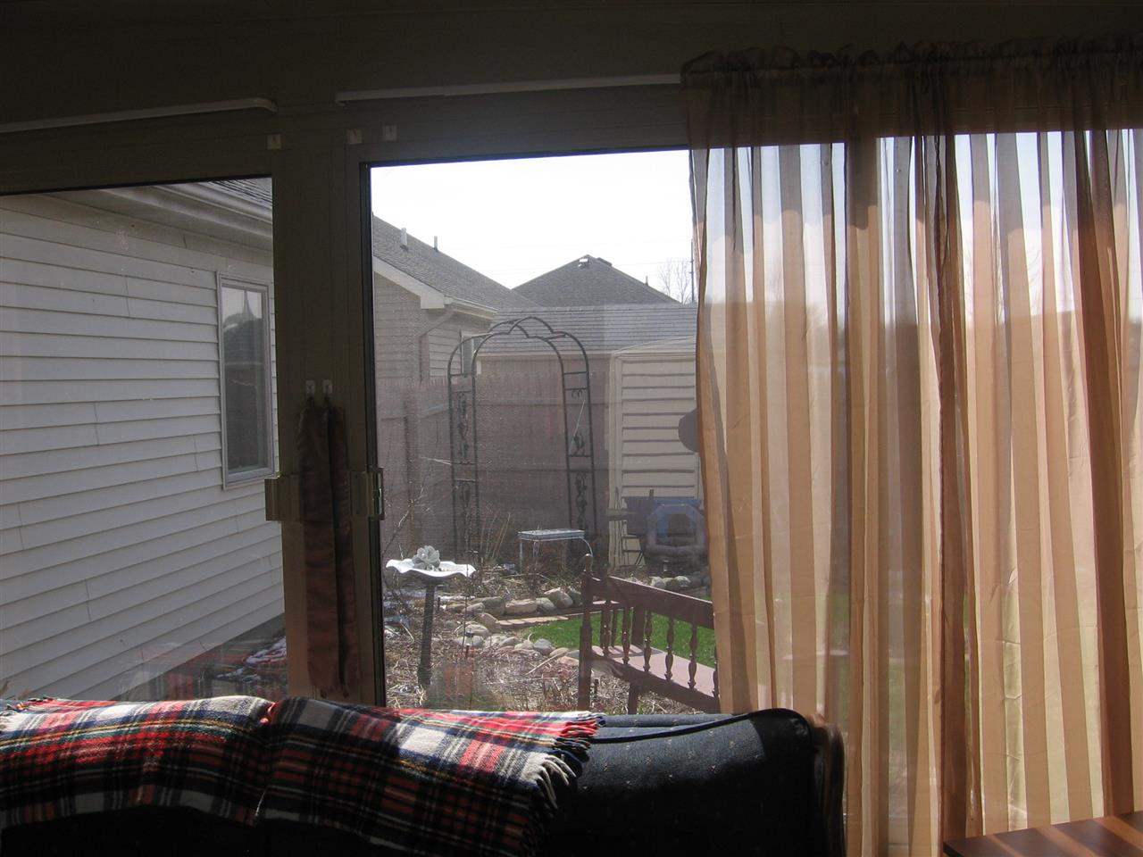 1110 Sycamore Ct, Auburn, IN 46706 photo 13
