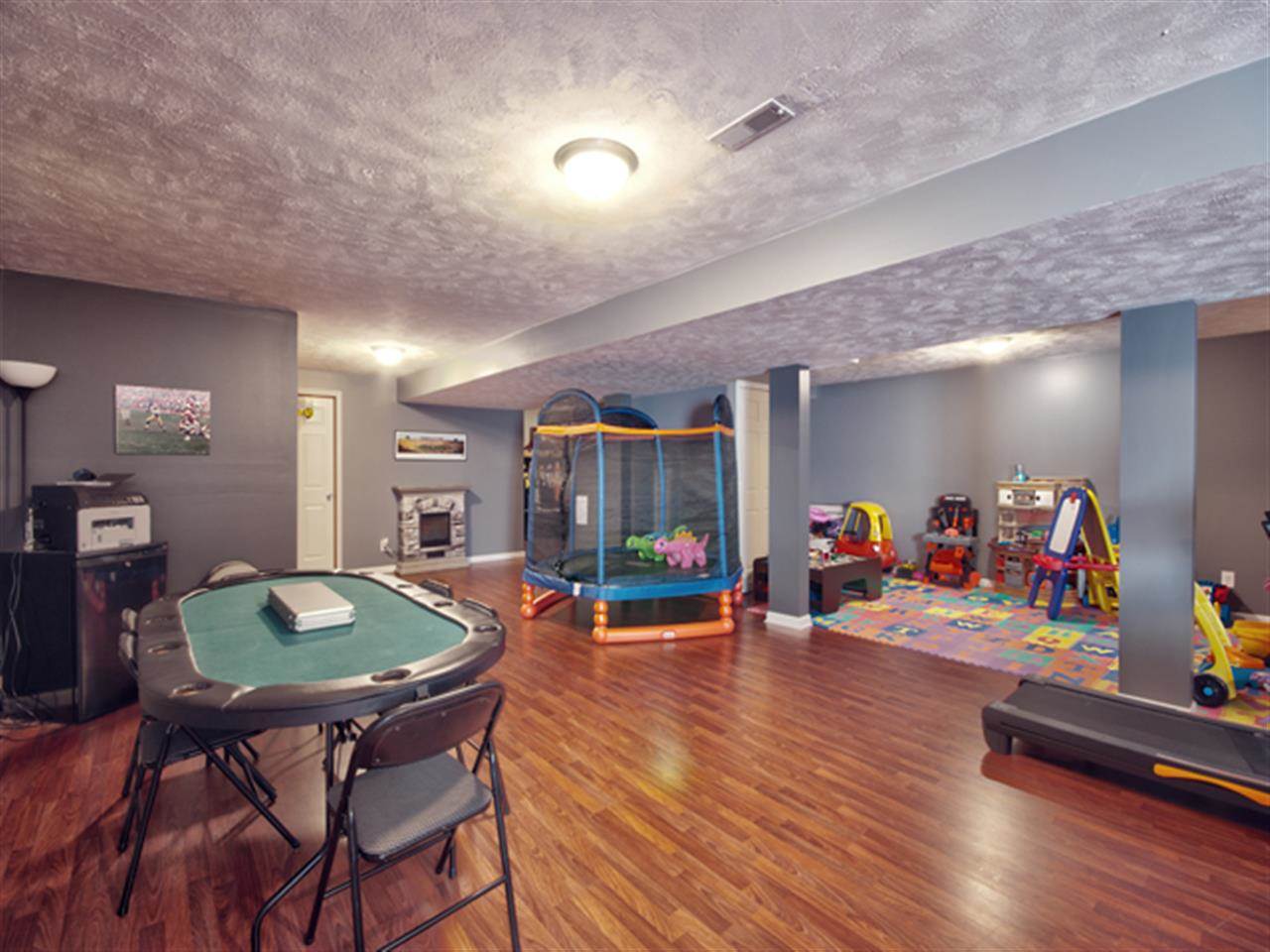 20982 Arcadia Dr, Bristol, IN 46507 photo 21