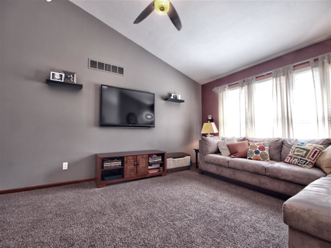 20982 Arcadia Dr, Bristol, IN 46507 photo 9