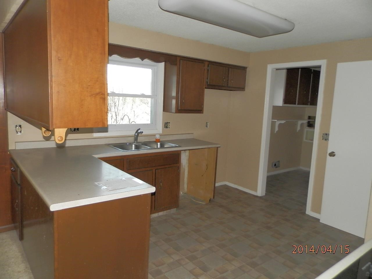2769 E Kammerer Rd, Kendallville, IN 46755 photo 14