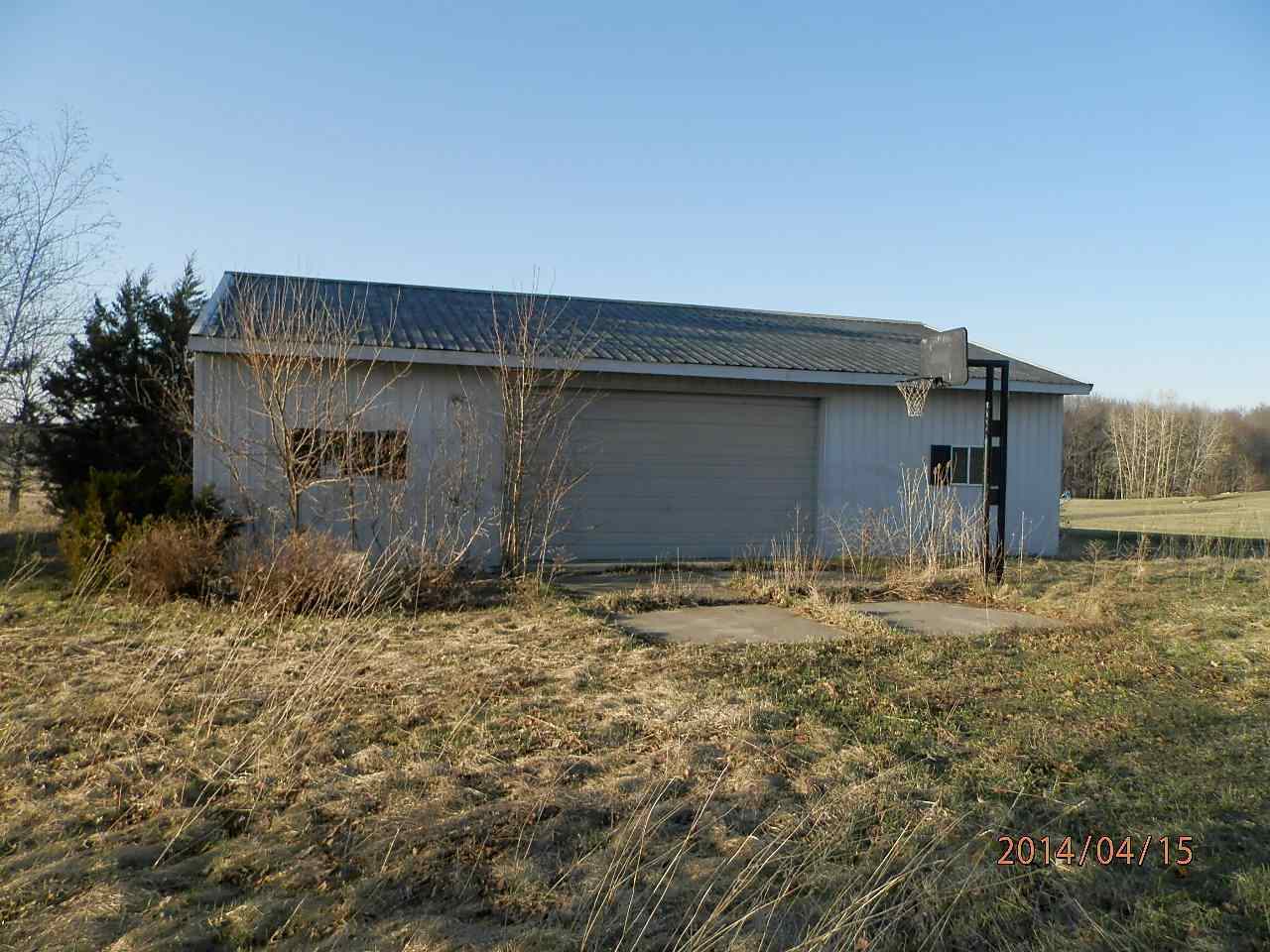 2769 E Kammerer Rd, Kendallville, IN 46755 photo 8