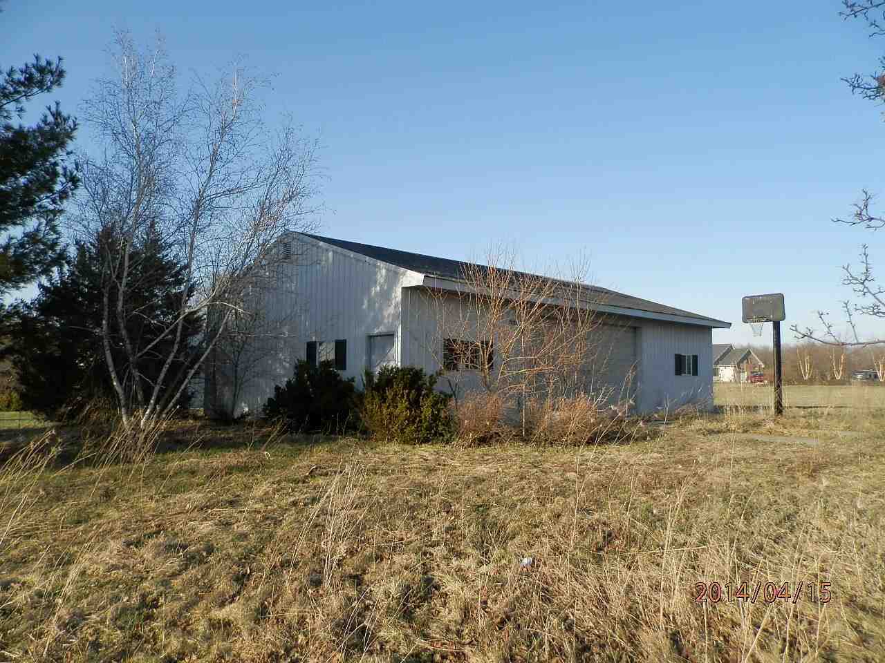2769 E Kammerer Rd, Kendallville, IN 46755 photo 7
