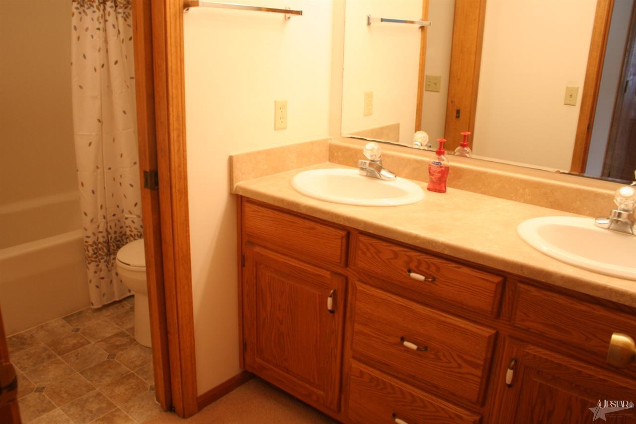 335 NW Passage Trl, Fort Wayne, IN 46825 photo 28