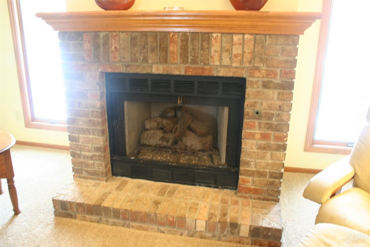 335 NW Passage Trl, Fort Wayne, IN 46825 photo 5