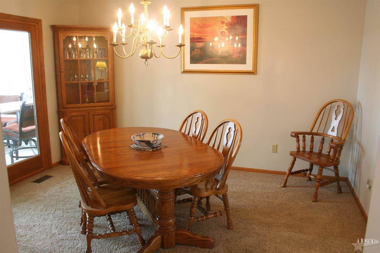 335 NW Passage Trl, Fort Wayne, IN 46825 photo 8