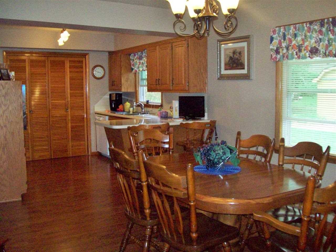 1727 Hereford Dr, Mount Vernon, IN 47620 photo 3