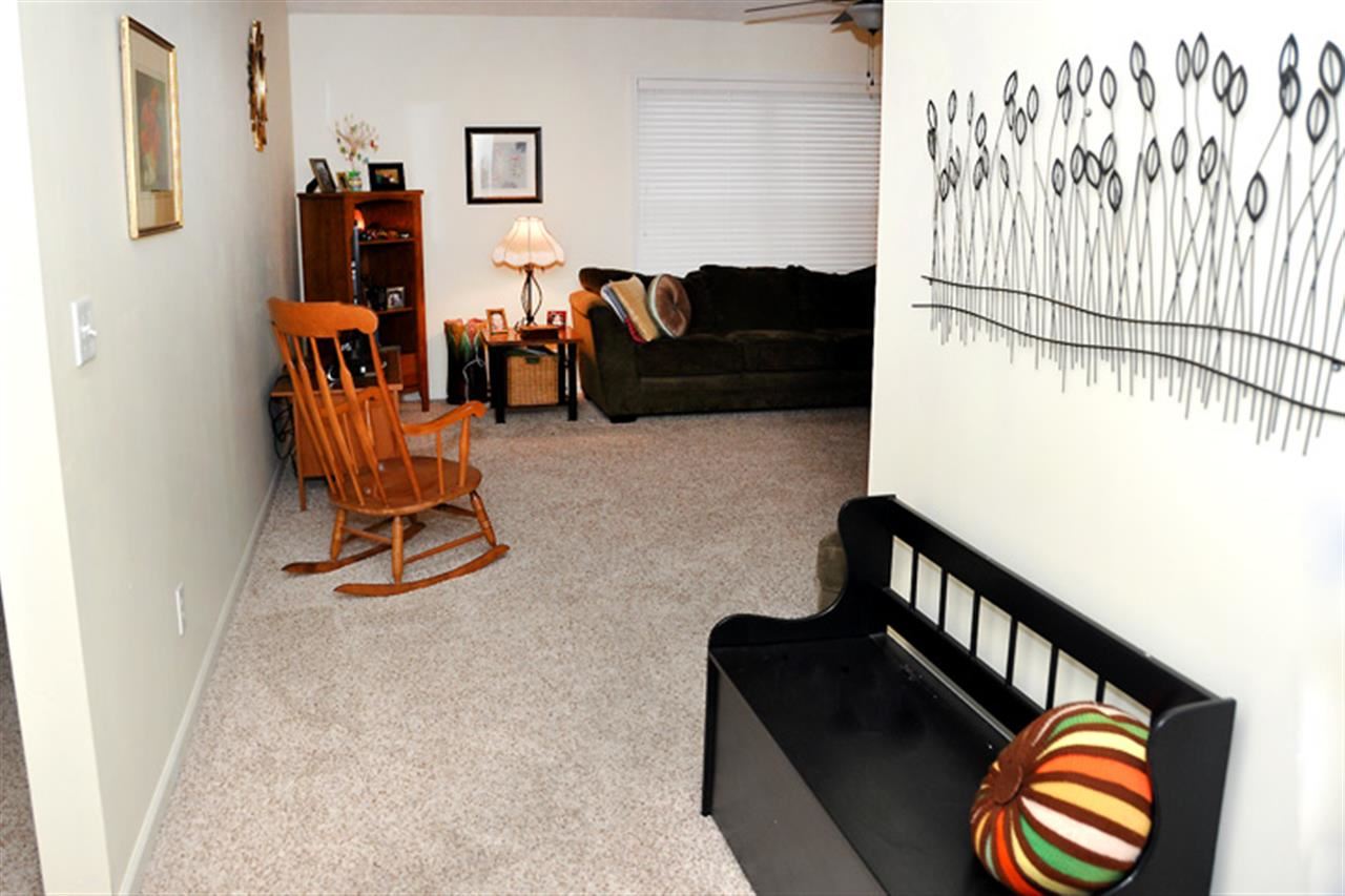 710 Titan Dr, Evansville, IN 47711 photo 4
