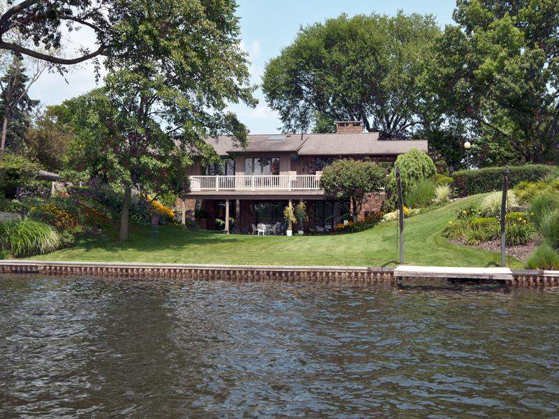 23434 Shorelane, Elkhart, IN 46514 photo 1
