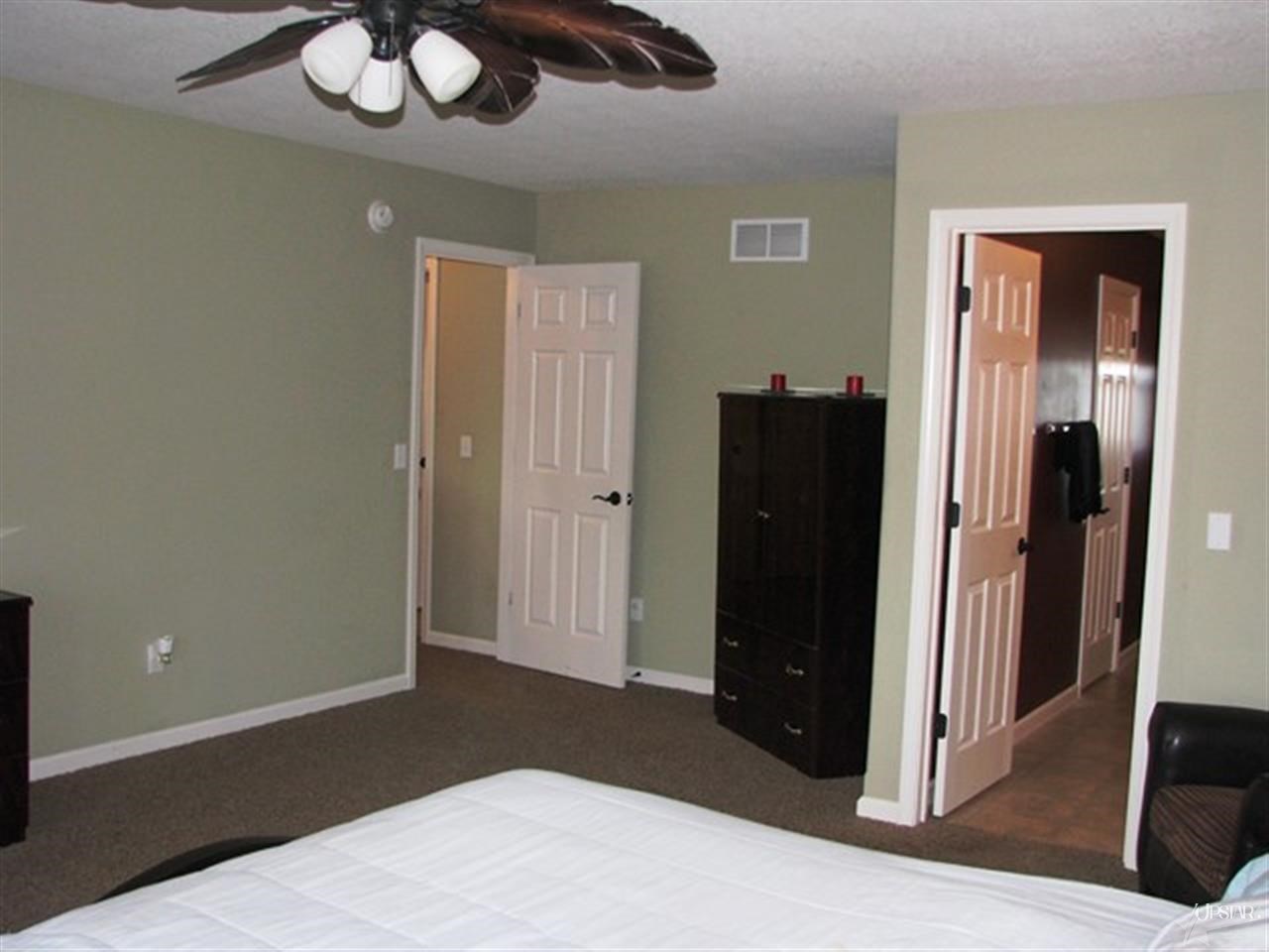 9117 Brickshire Pkwy, Fort Wayne, IN 46815 photo 9