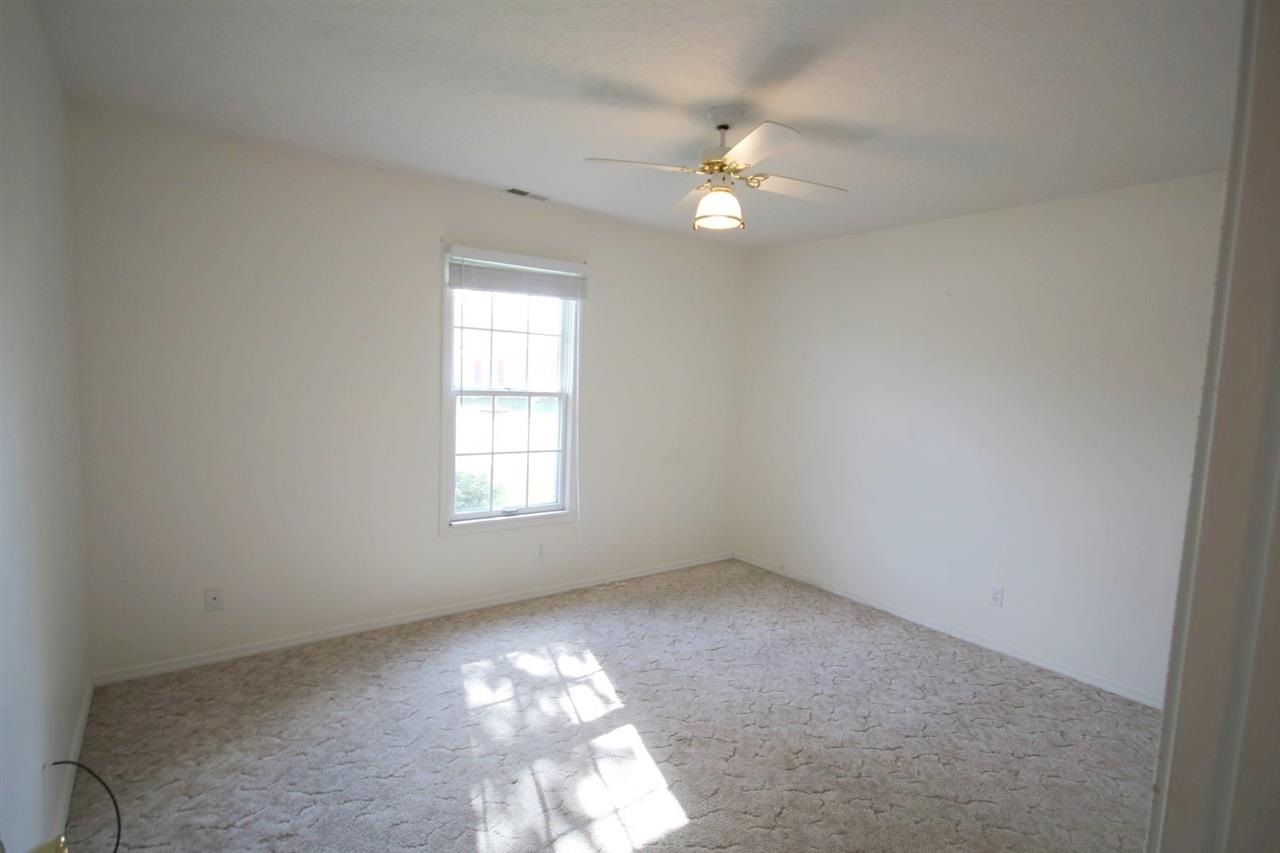 3208 N Stockwell Rd, Evansville, IN 47715 photo 11