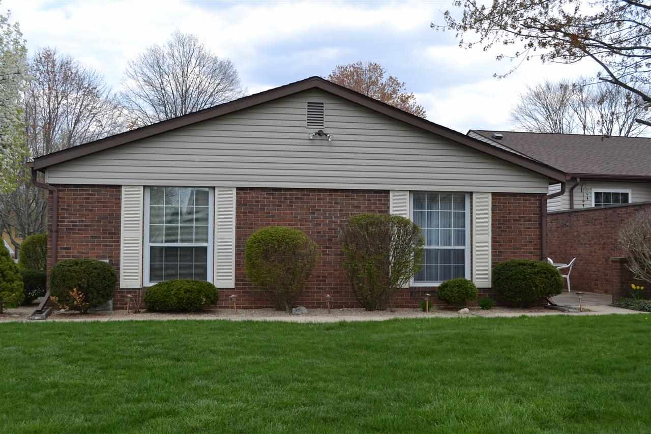 552 E Waterloo Ct, Bloomington, IN 47401 photo 2