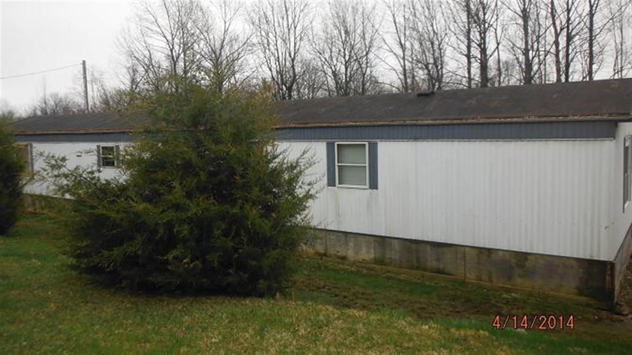 534 Smith Bend Dr, Spencer, IN 47460 photo 3