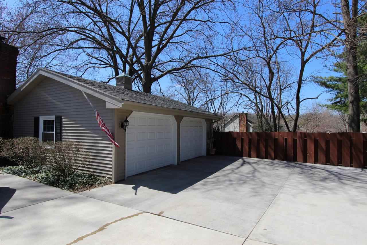 8234 Larch Ln, Evansville, IN 47710 photo 15