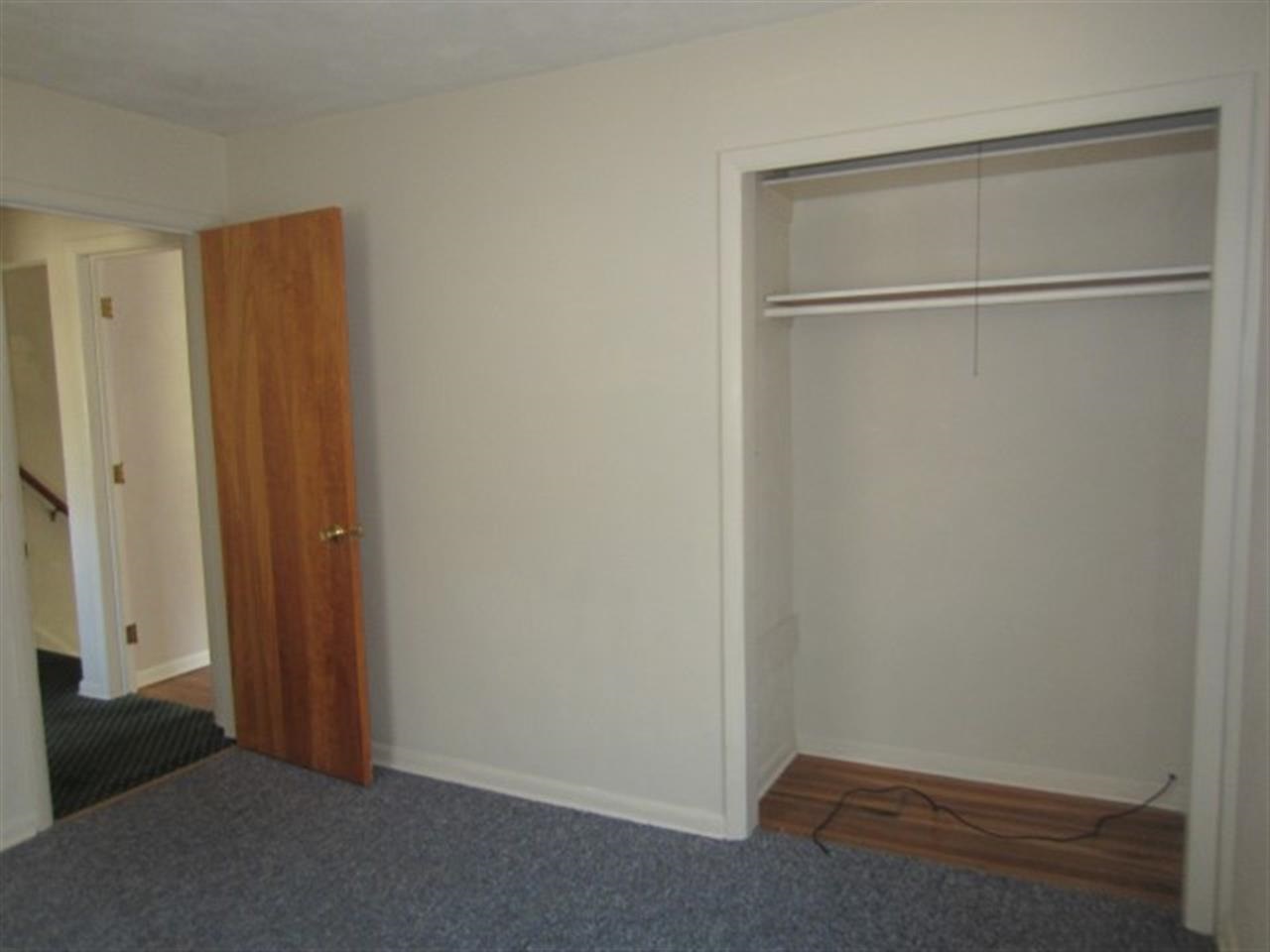 735 E 50th St, Marion, IN 46953 photo 8