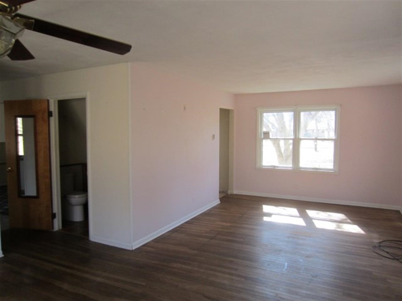 735 E 50th St, Marion, IN 46953 photo 6