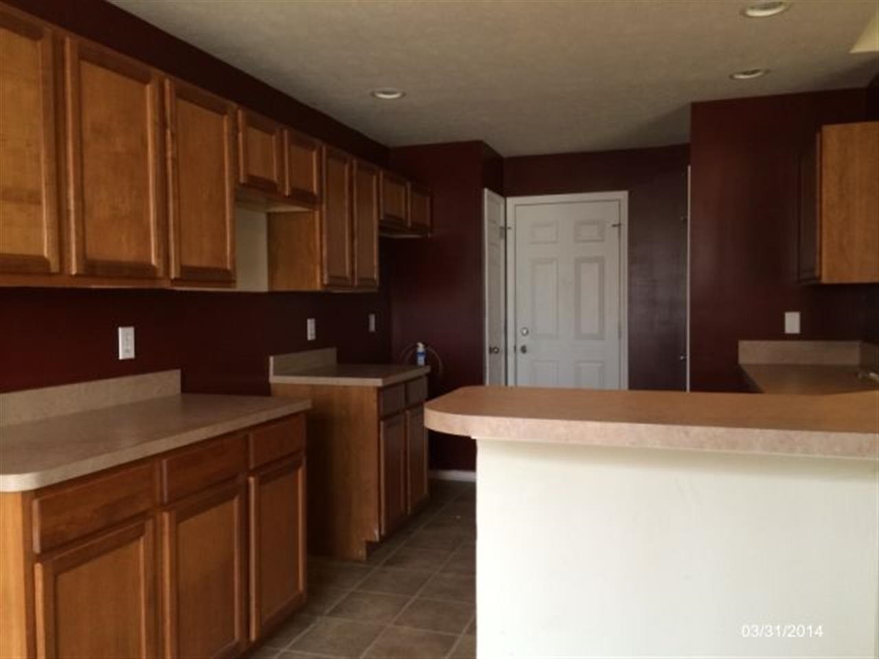 680 Clemens St, South Bend, IN 46619 photo 4
