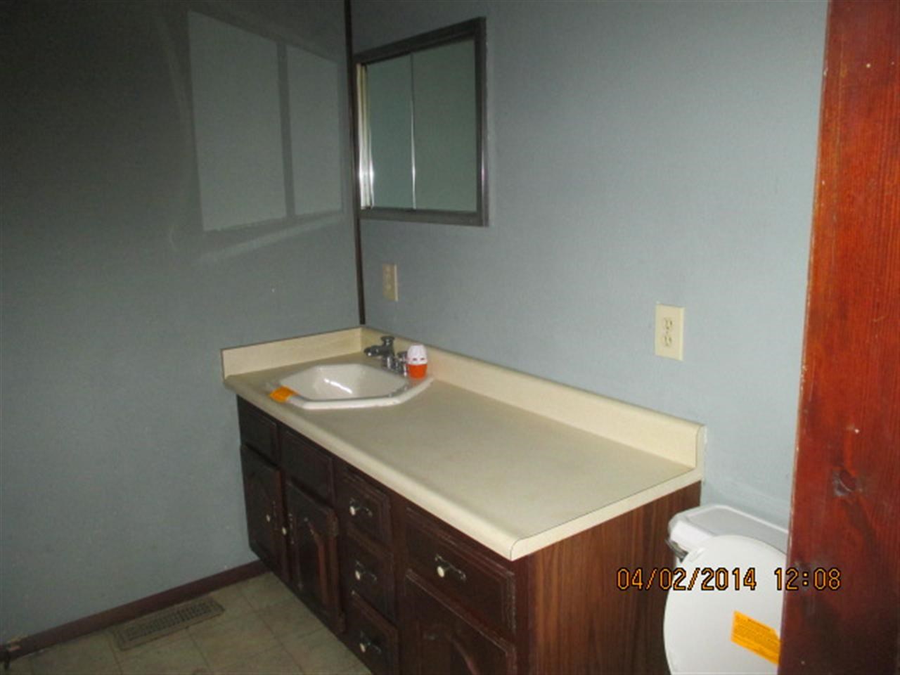 11161 S Wheeling Pike, Fairmount, IN 46928 photo 15