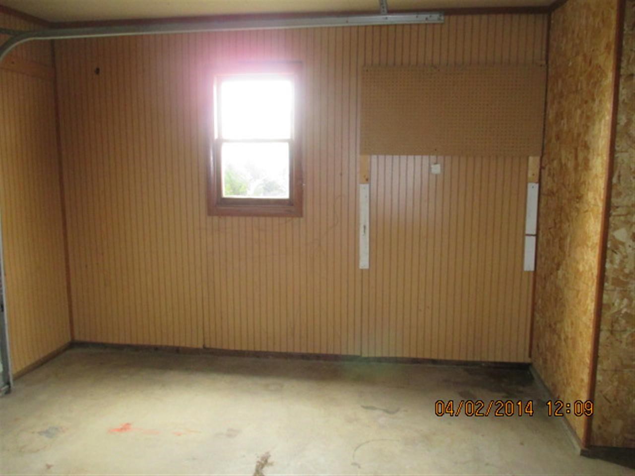11161 S Wheeling Pike, Fairmount, IN 46928 photo 17